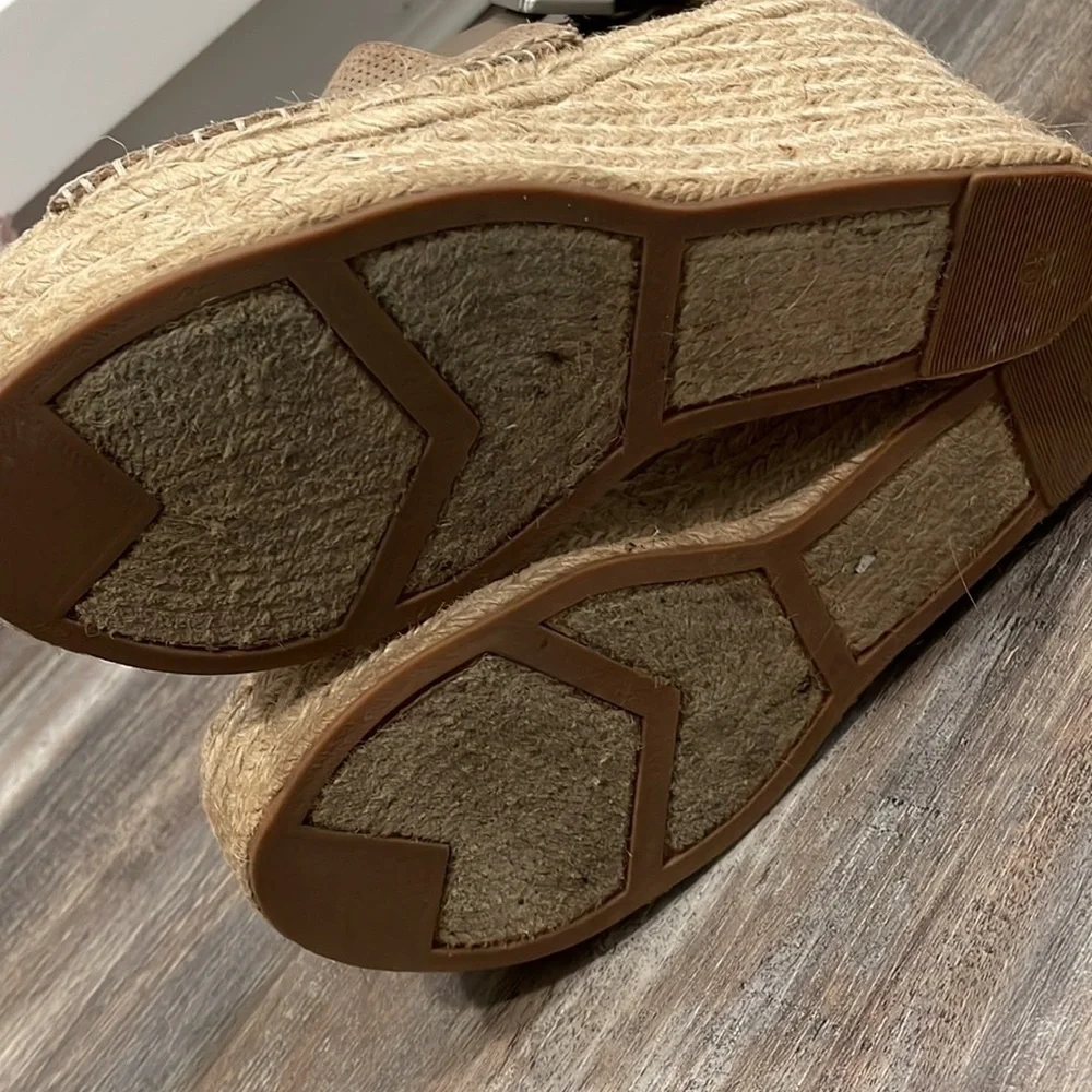 Marc Fisher MlANNIE platform espadrille wedge